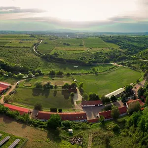 Bed & Breakfast Matyus Udvarhaz Kengyel Fogado, Eger